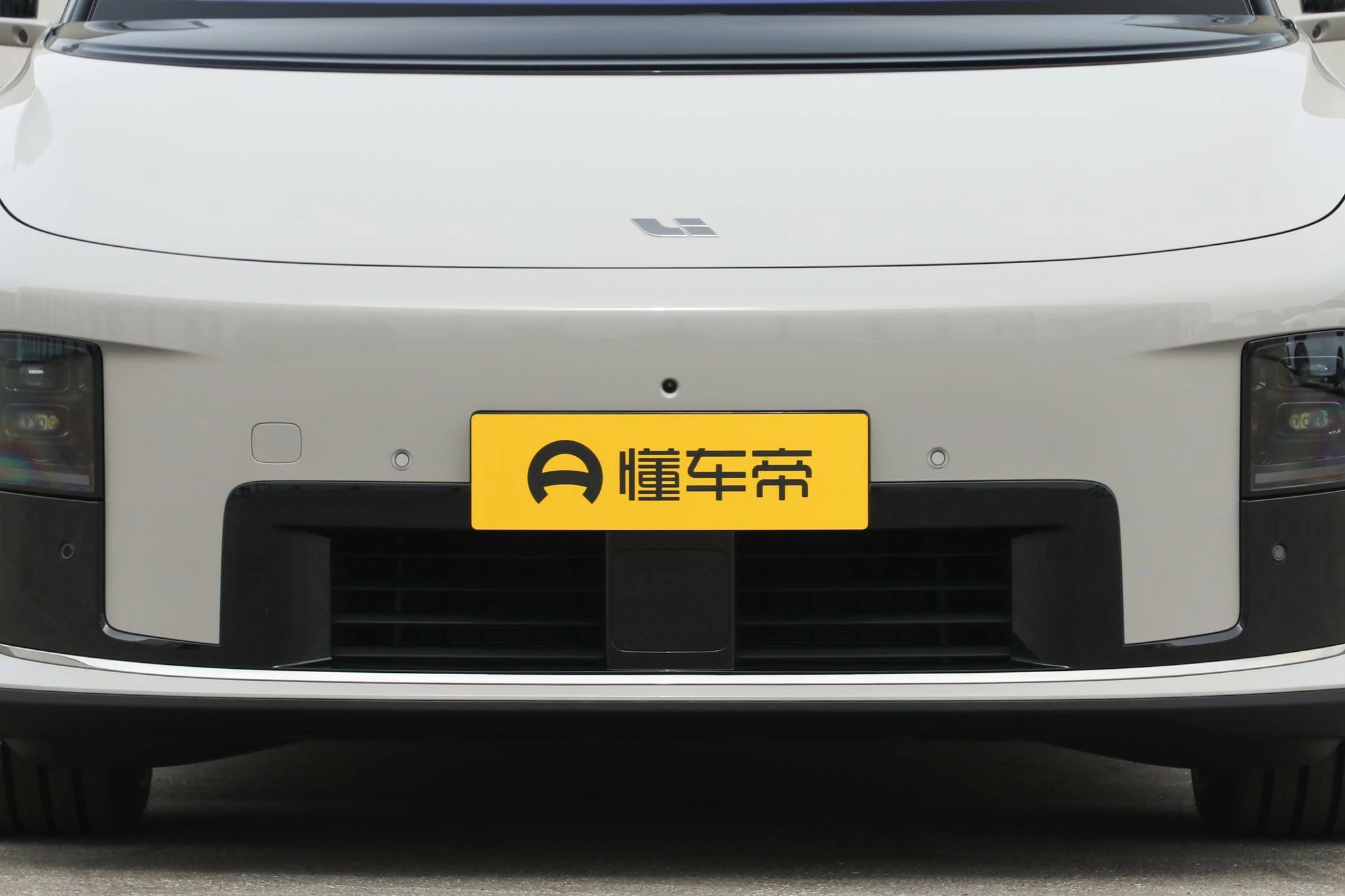  i8