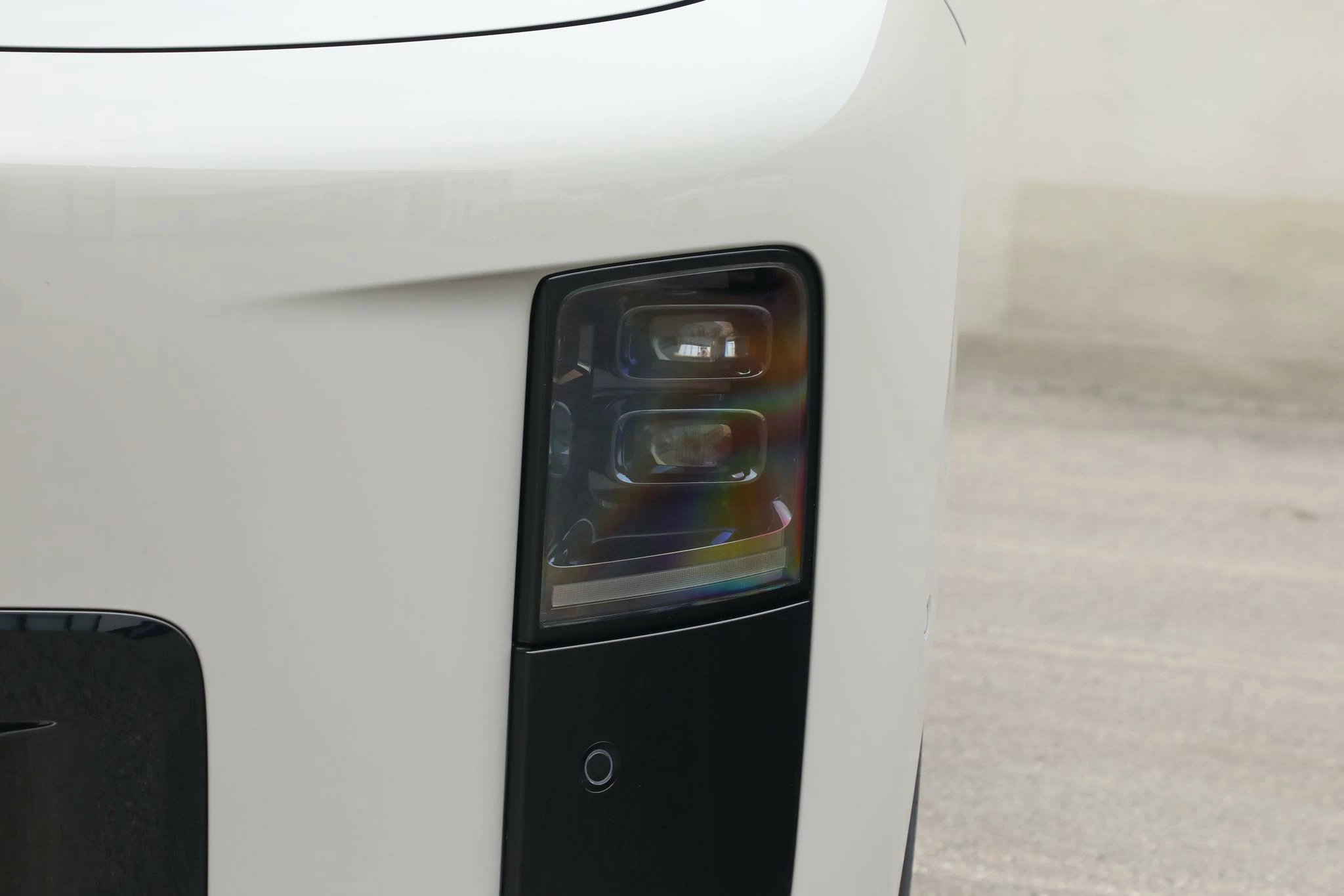  i8