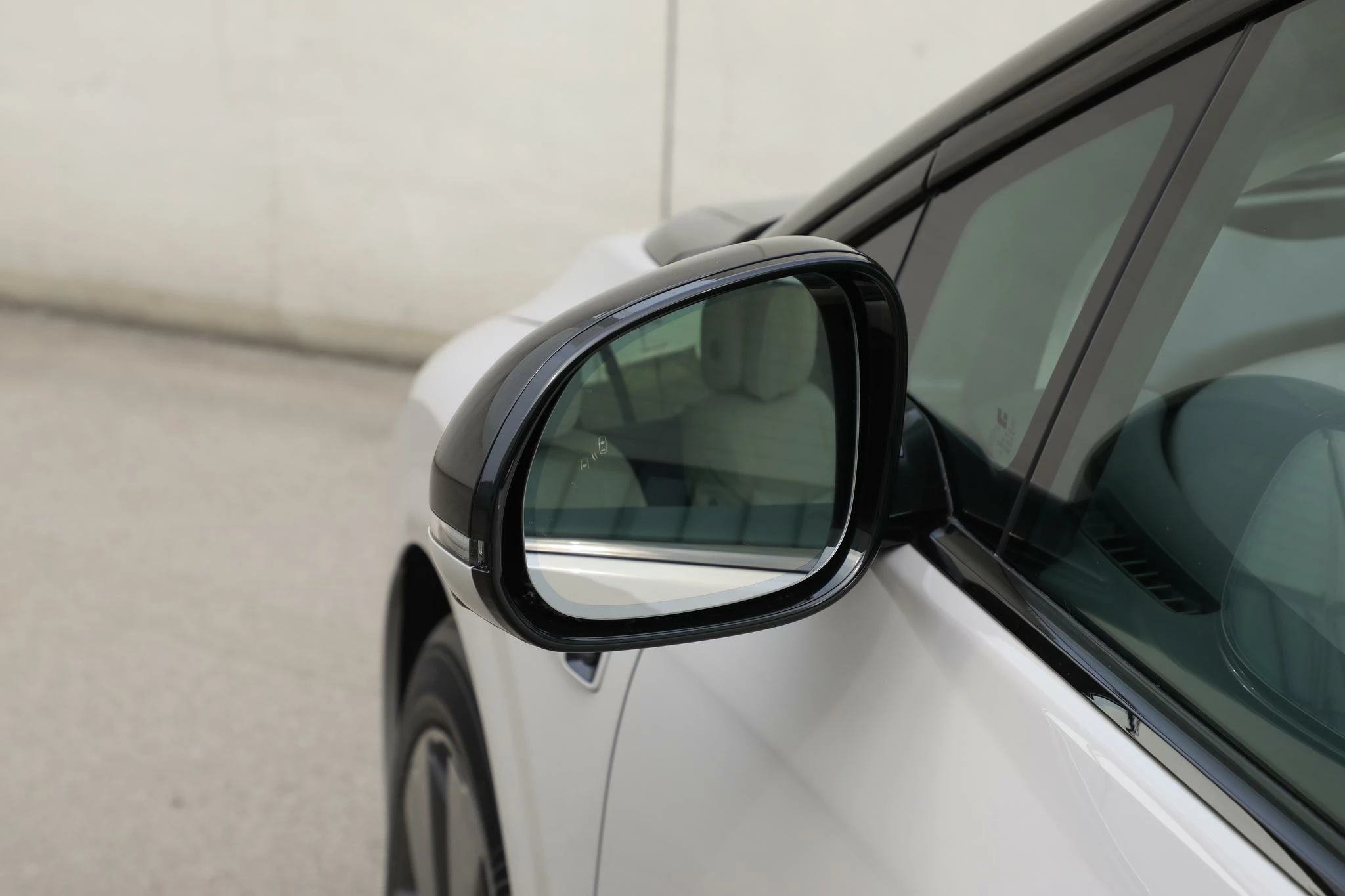  i8