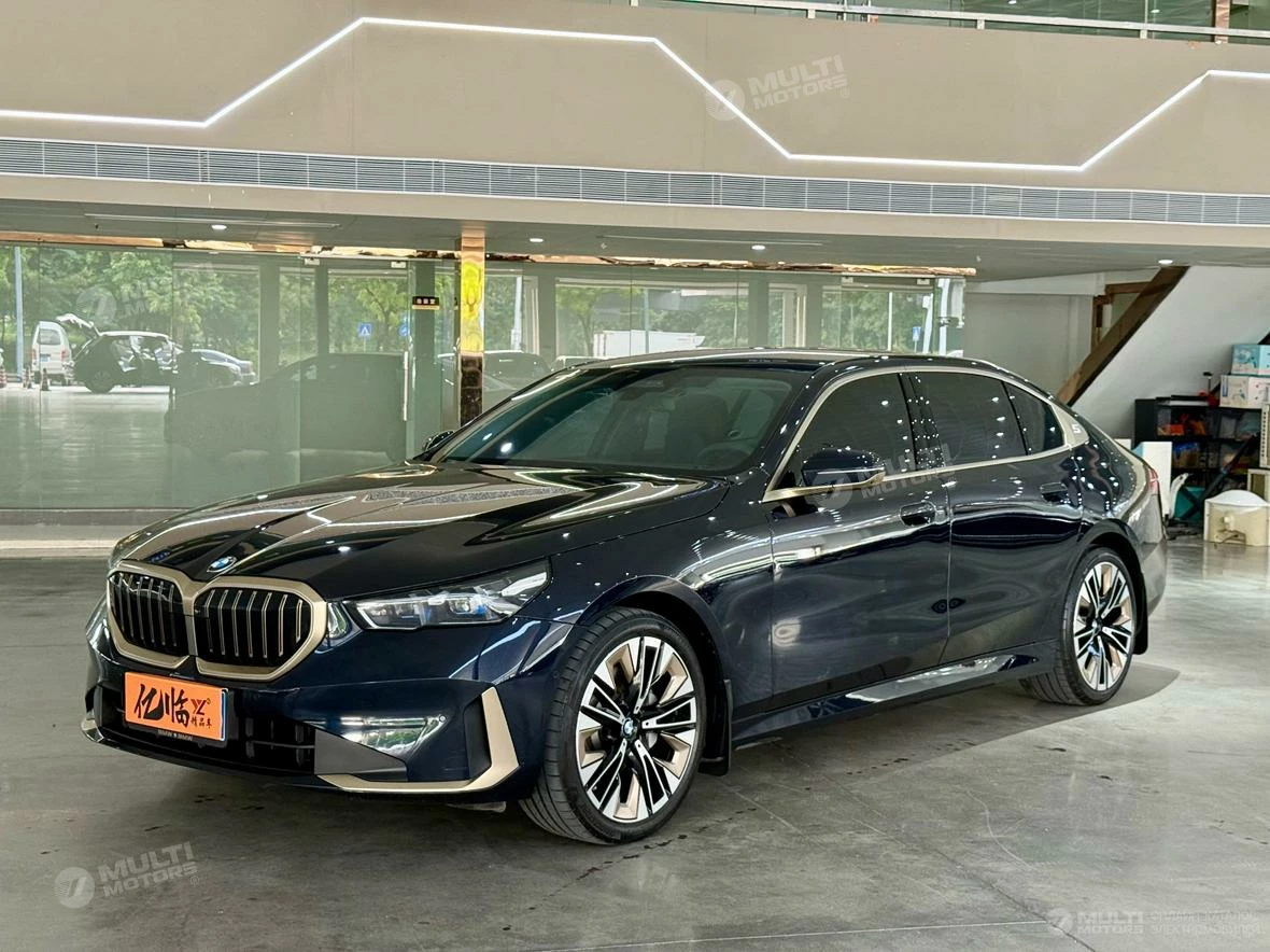  5 Series 530Li Exclusive Luxury Set
