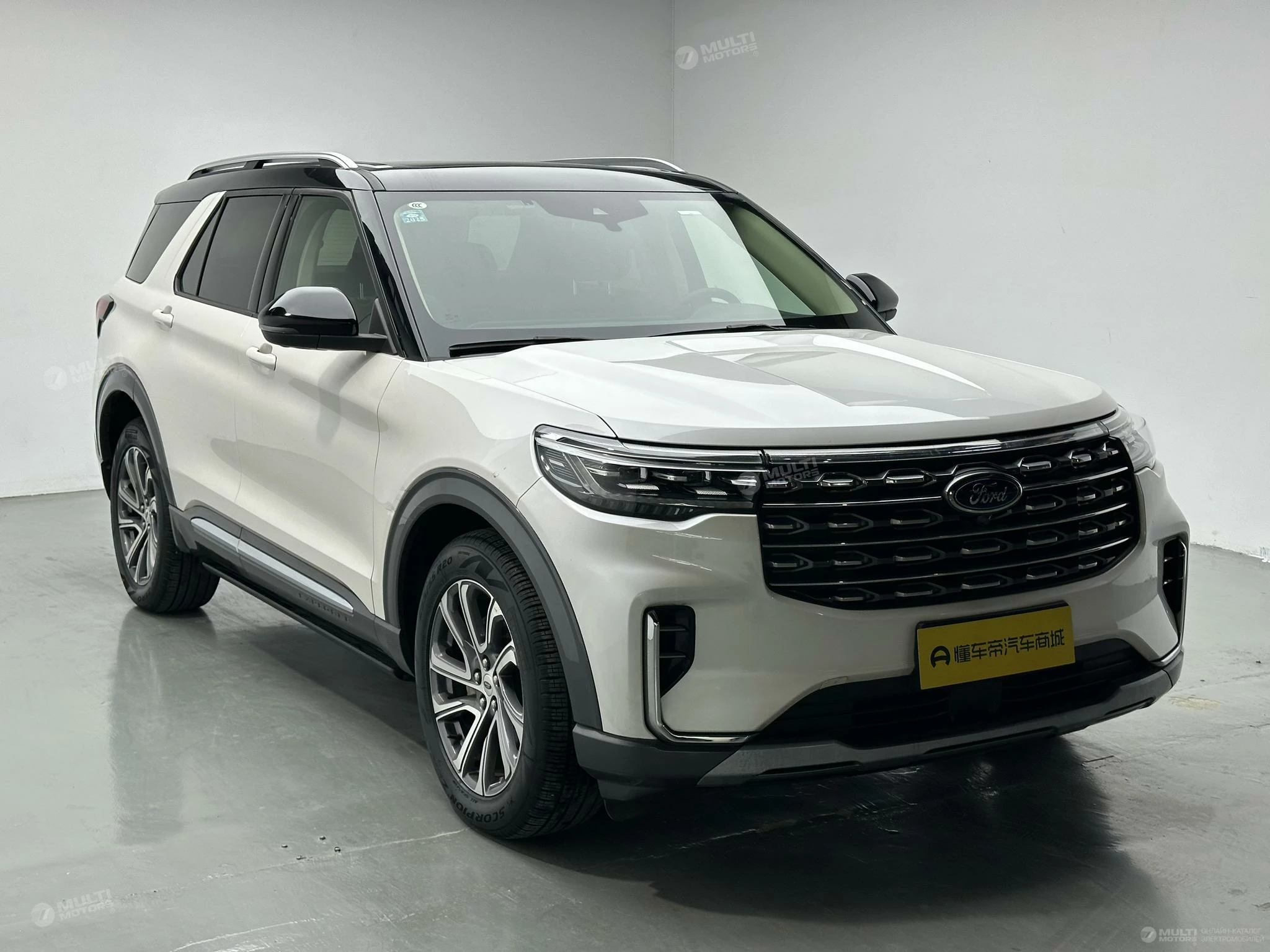  Explorer EcoBoost 285 4WD fashion plus 7 SEATS