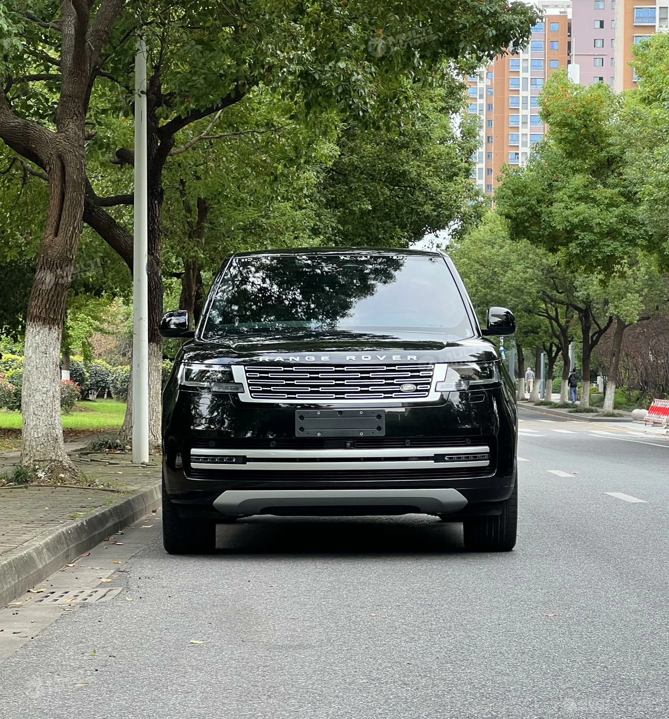  Range Rover 3.0 L6 400PS Genesis Extended