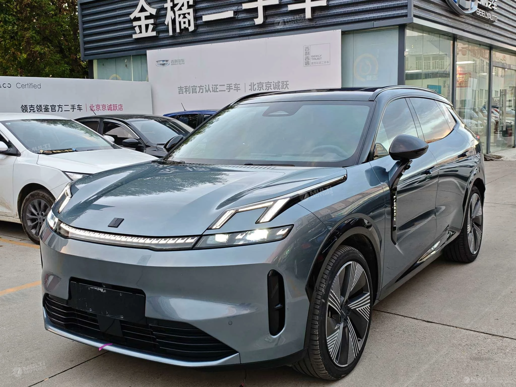 Электромобиль Lynk & Co 08 EM-P 220 4WD performance Halo (2025)