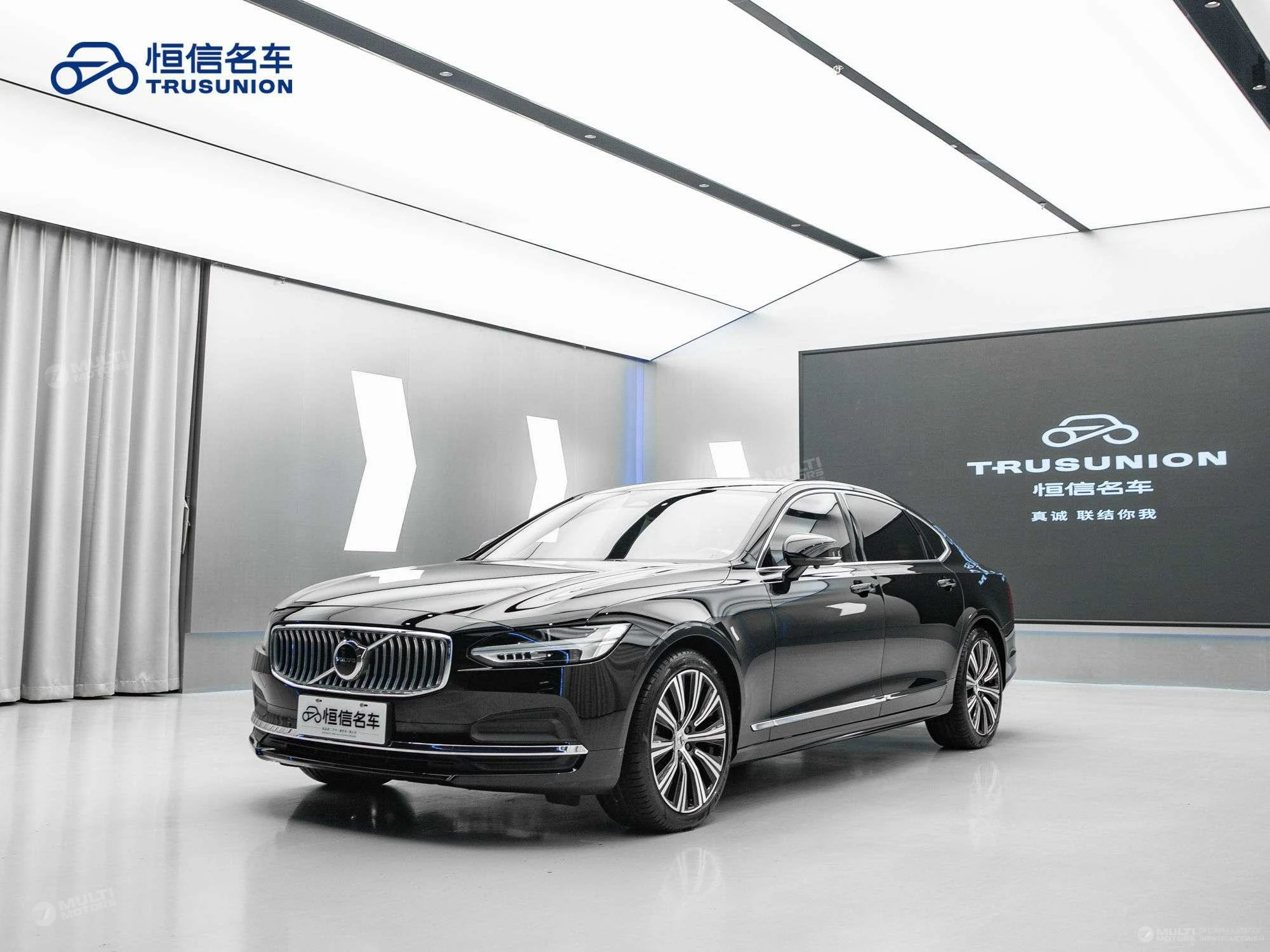 Автомобиль Volvo S90 B5 Smart Luxury (2024)