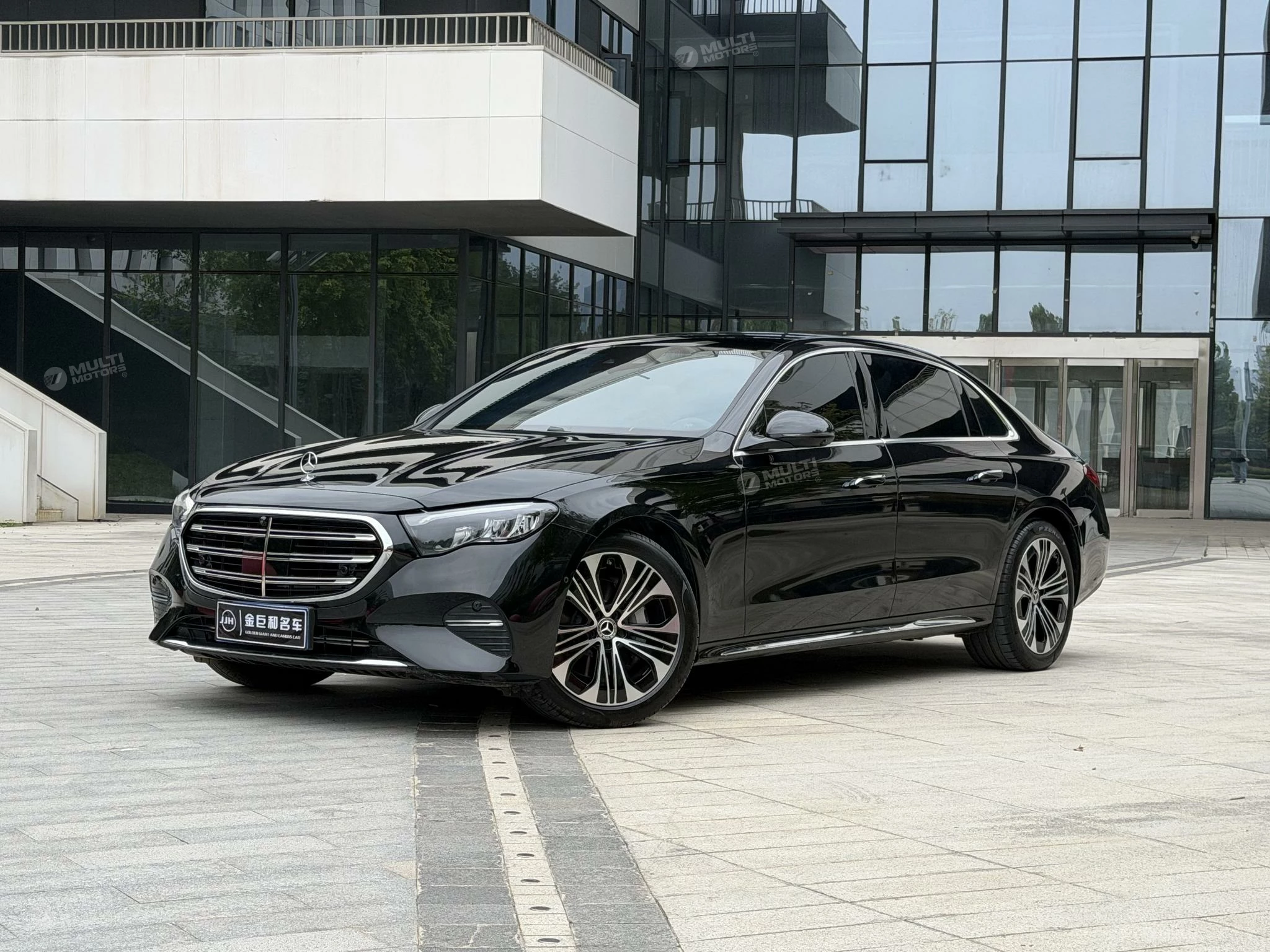  E-class E 300 L luxury Sedan