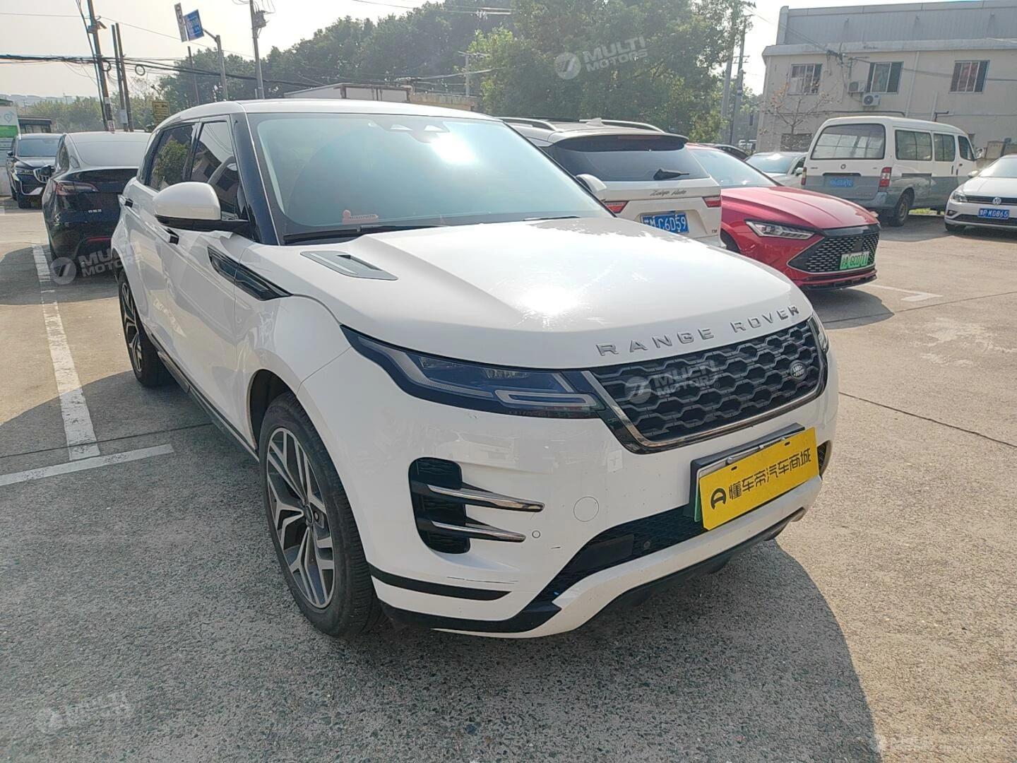 Range Rover Aurora PHEV Aurora L P300e plug-in electric hybrid