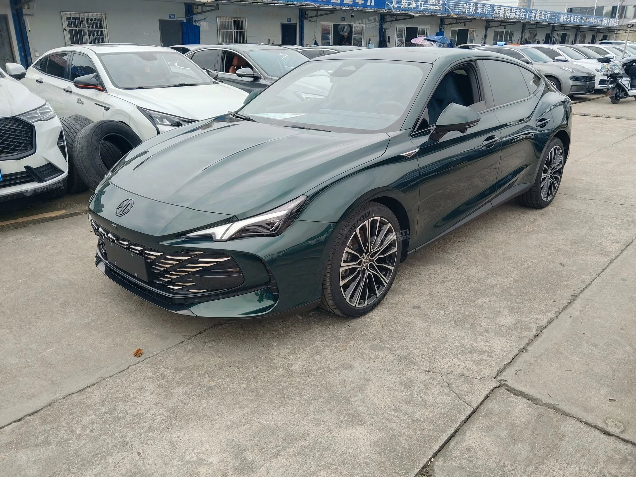 Автомобиль MG 7 1.5T Supreme Comfort (2023)