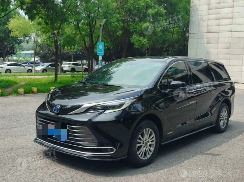  Sienna Hybrid 2.5L Luxury