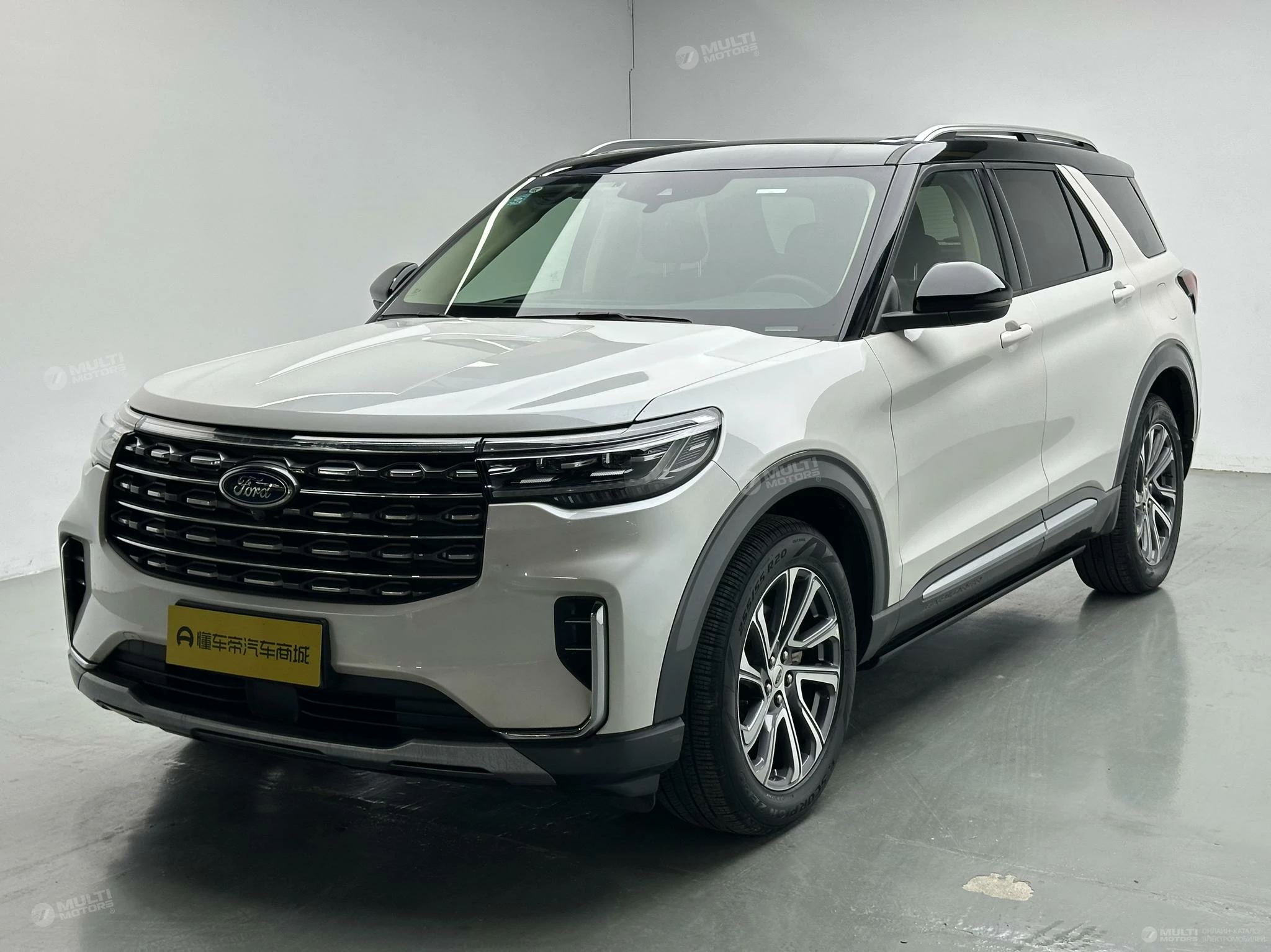  Explorer EcoBoost 285 4WD fashion plus 7 SEATS