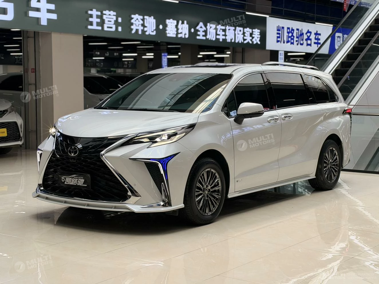  Sienna Dual engine 2.5L comfort