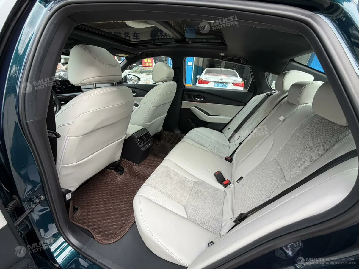  Inspire PHEV