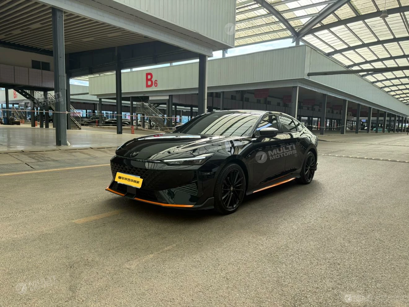  UNI-V 1.5T Premium Sport