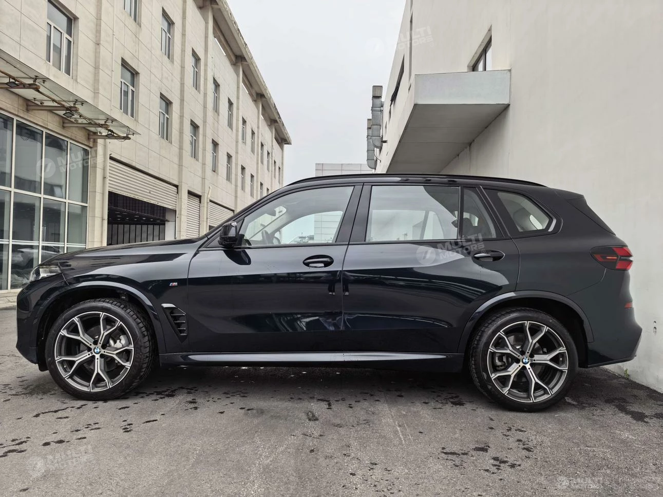  X5 xDrive30Li Premium M Sport Night