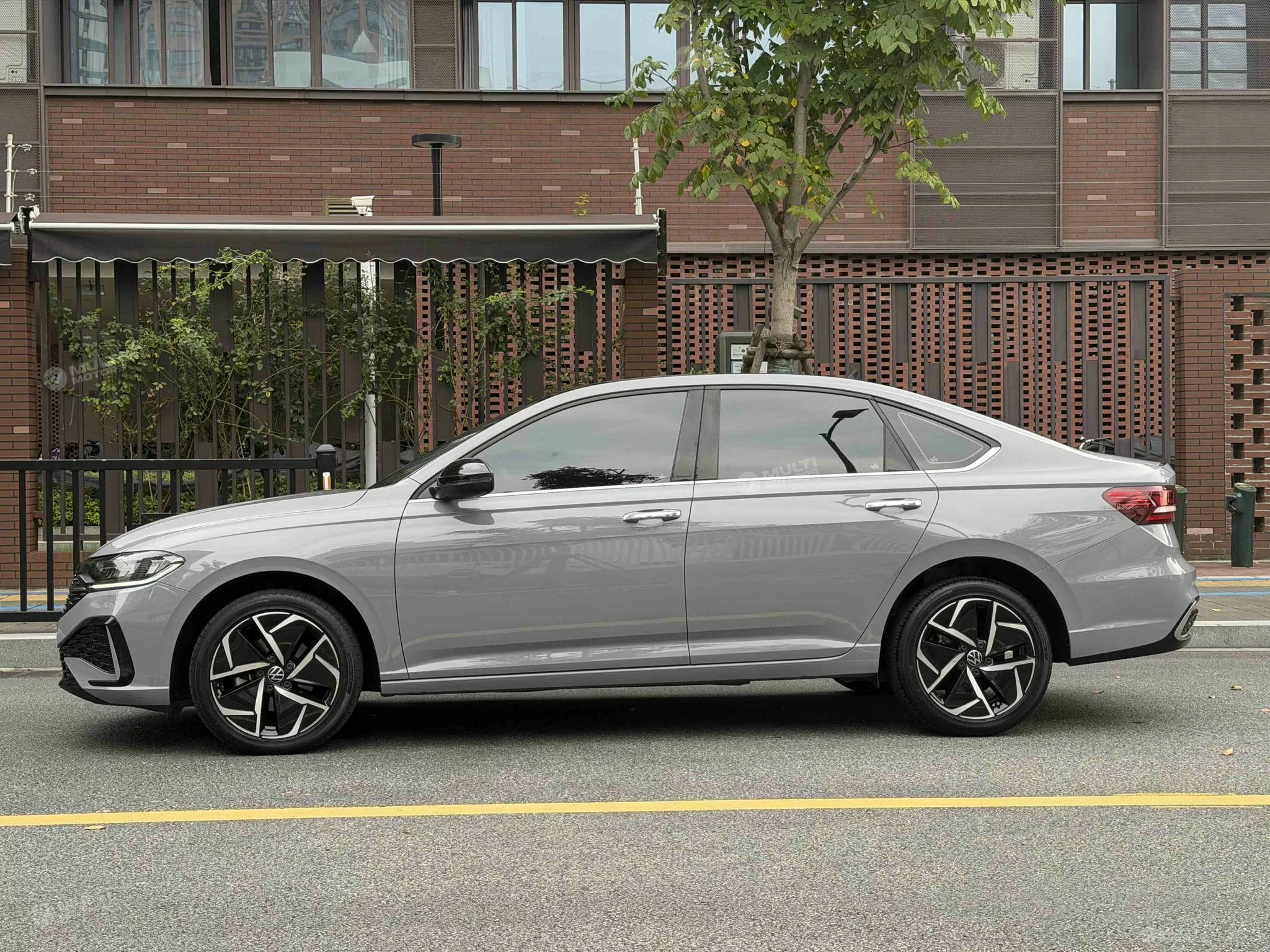  Lavida 300TSI DSG Starry Sky Eternal